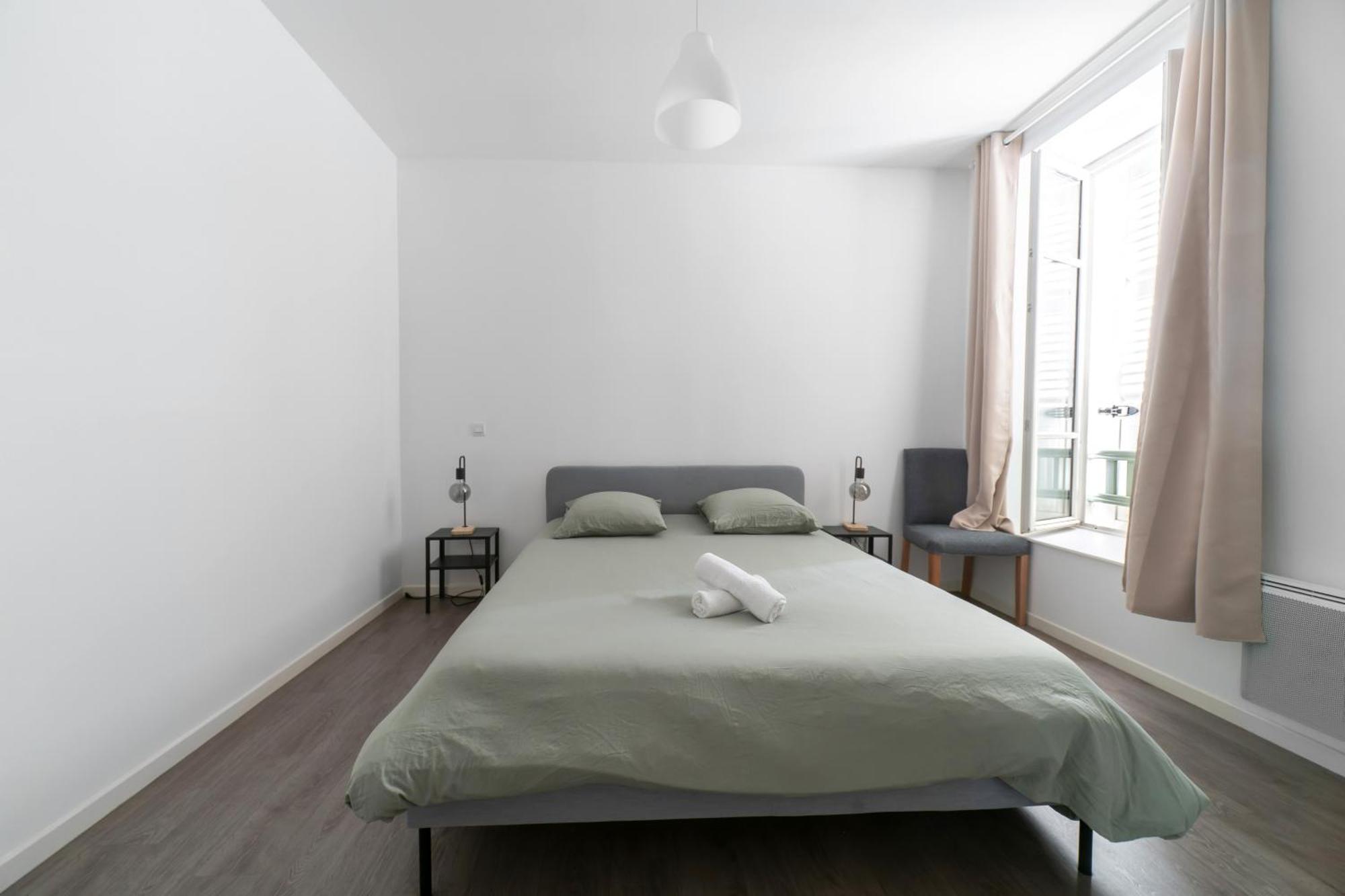Le Brit - Grand Appartement Design, 3 Chambres, Centre Ville Vichy Esterno foto