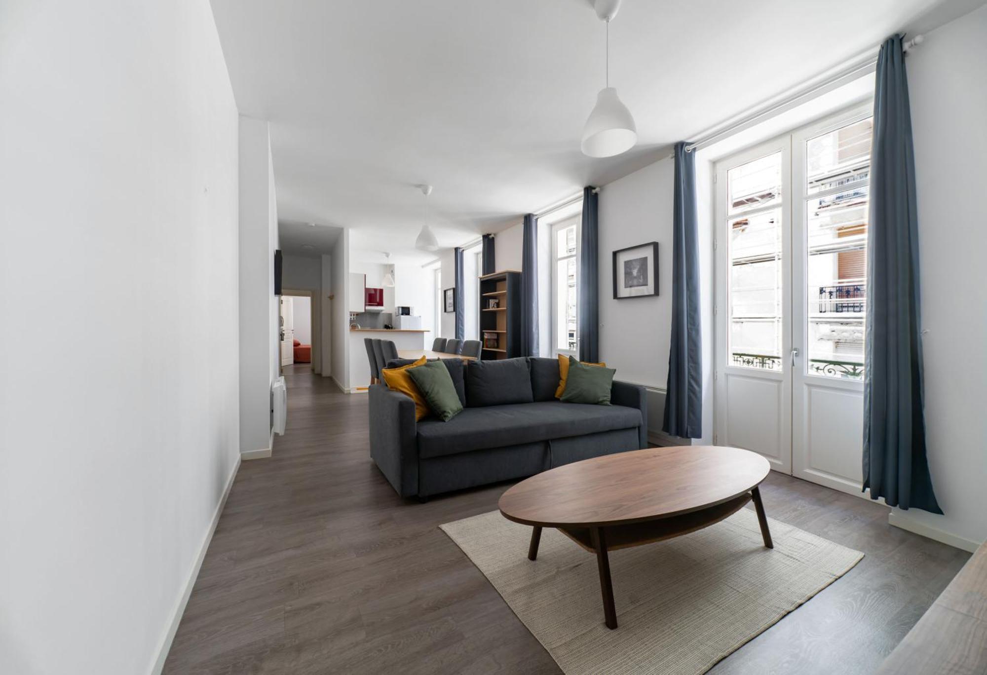 Le Brit - Grand Appartement Design, 3 Chambres, Centre Ville Vichy Esterno foto