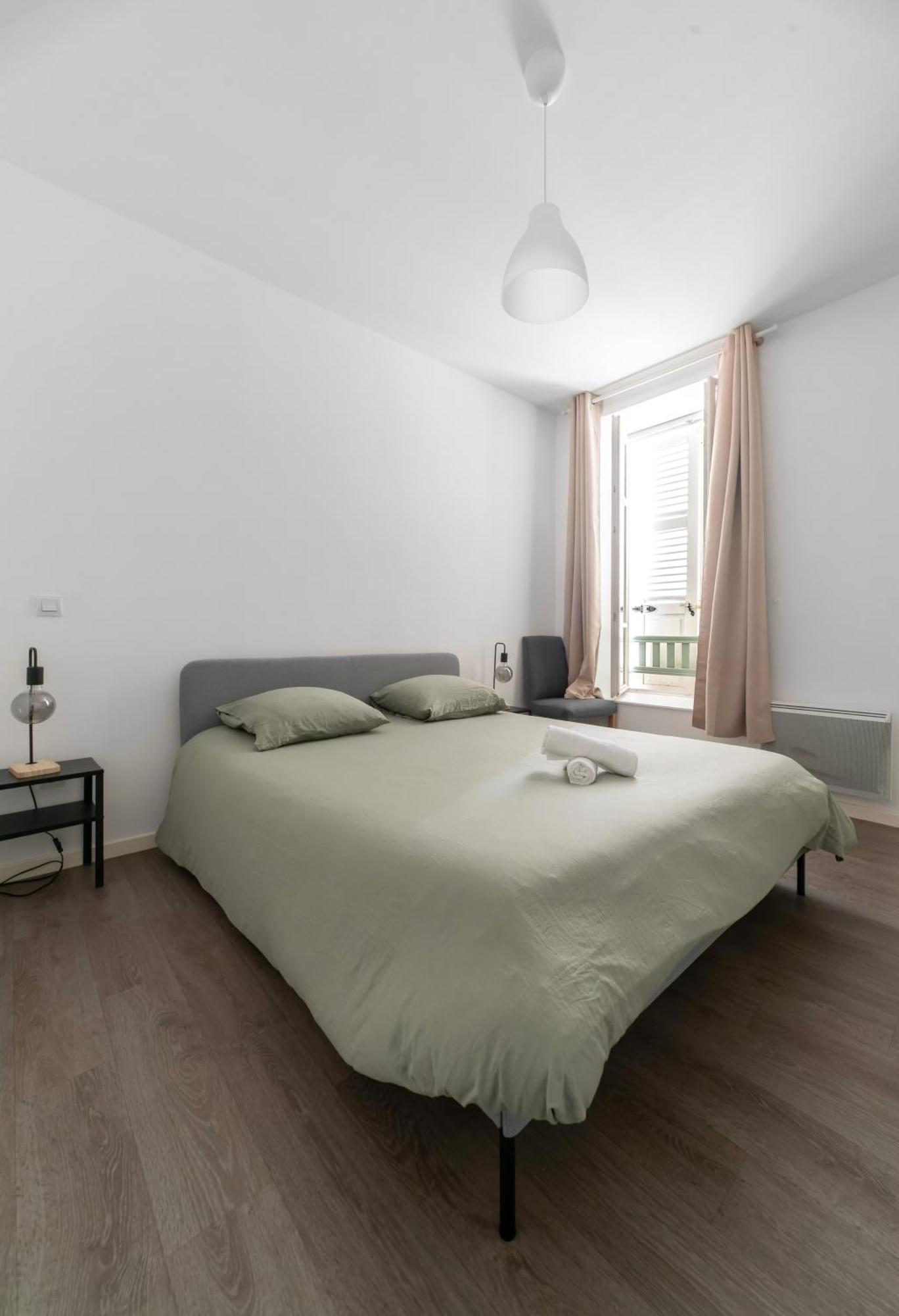 Le Brit - Grand Appartement Design, 3 Chambres, Centre Ville Vichy Esterno foto