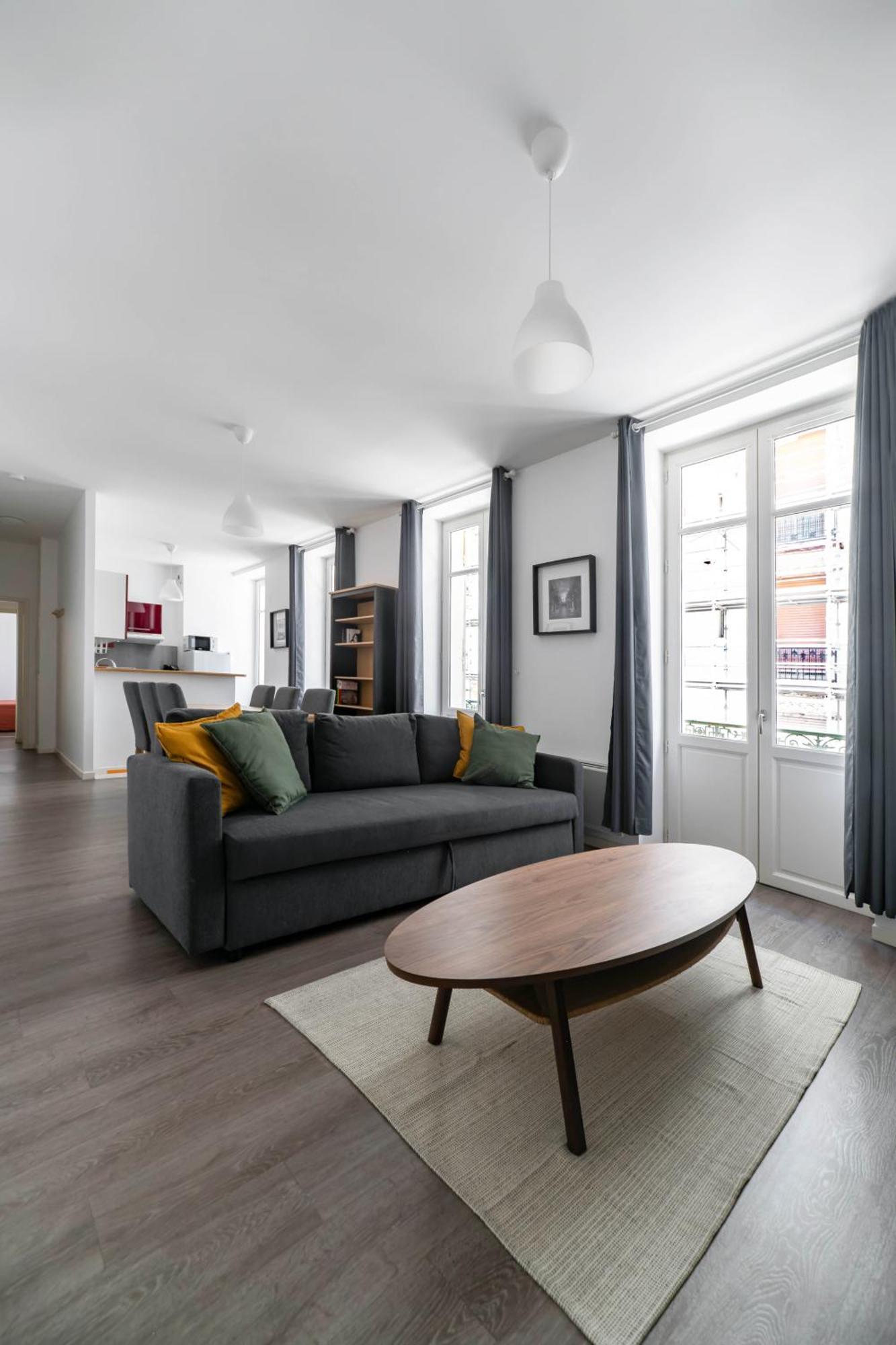 Le Brit - Grand Appartement Design, 3 Chambres, Centre Ville Vichy Esterno foto