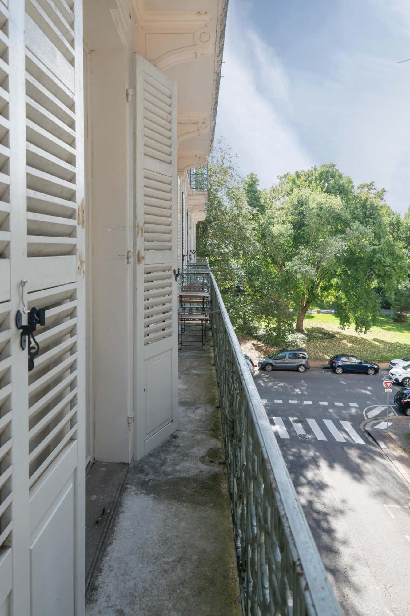 Le Brit - Grand Appartement Design, 3 Chambres, Centre Ville Vichy Esterno foto